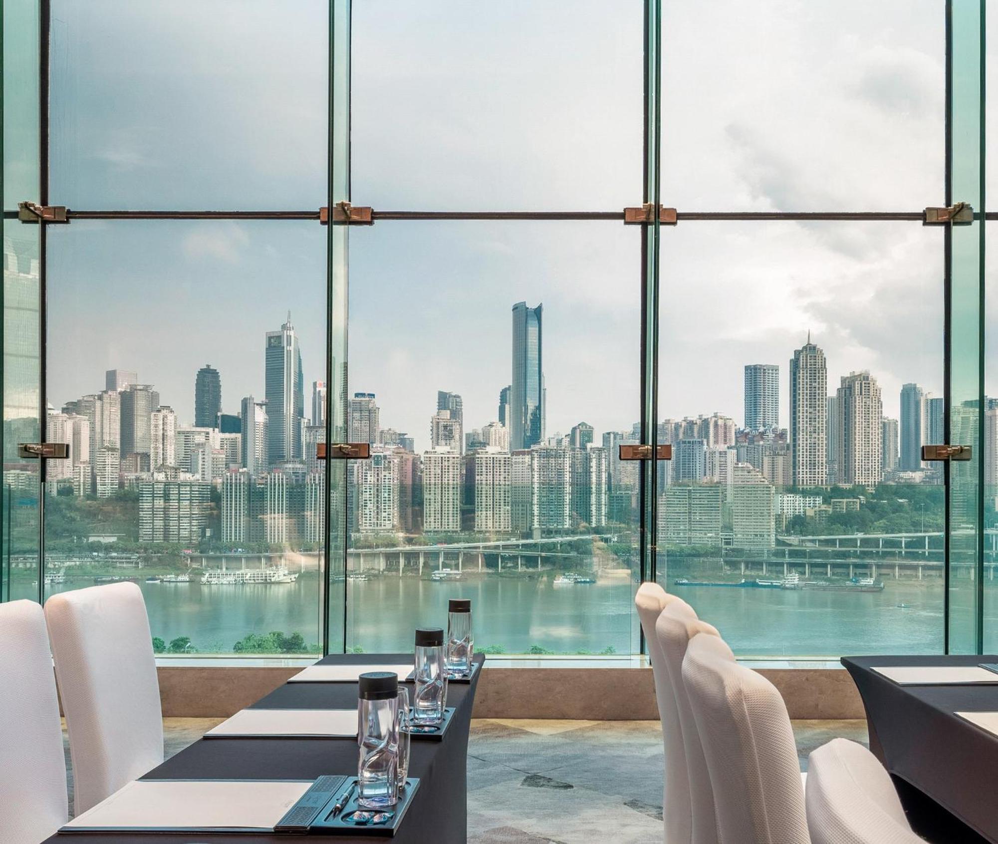 Regent Chongqing - Complimentary 1St Round Mini Bar Daily Hotel Bagian luar foto
