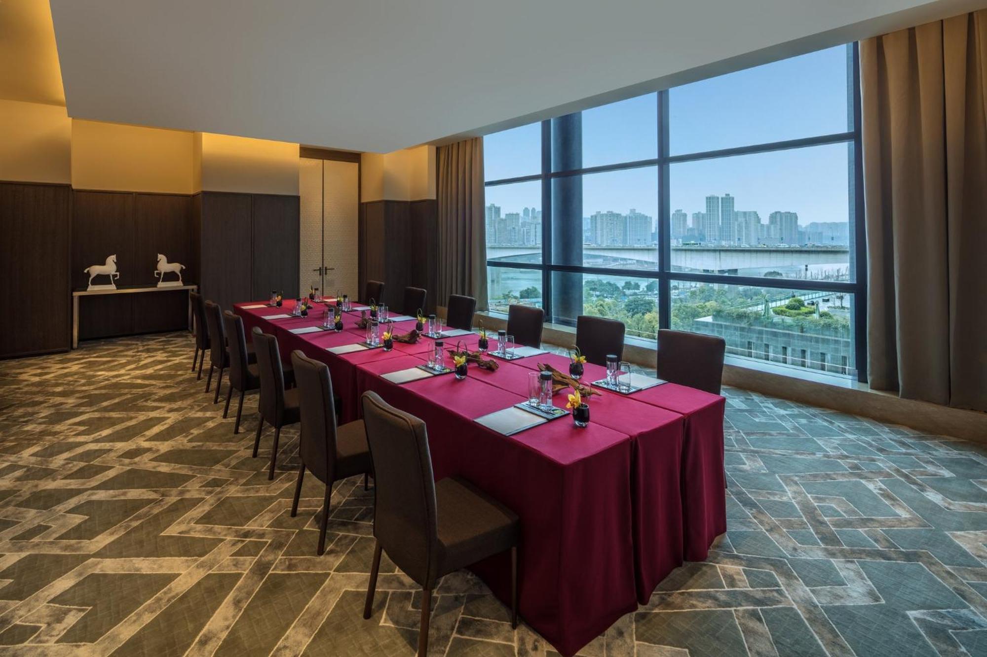 Regent Chongqing - Complimentary 1St Round Mini Bar Daily Hotel Bagian luar foto